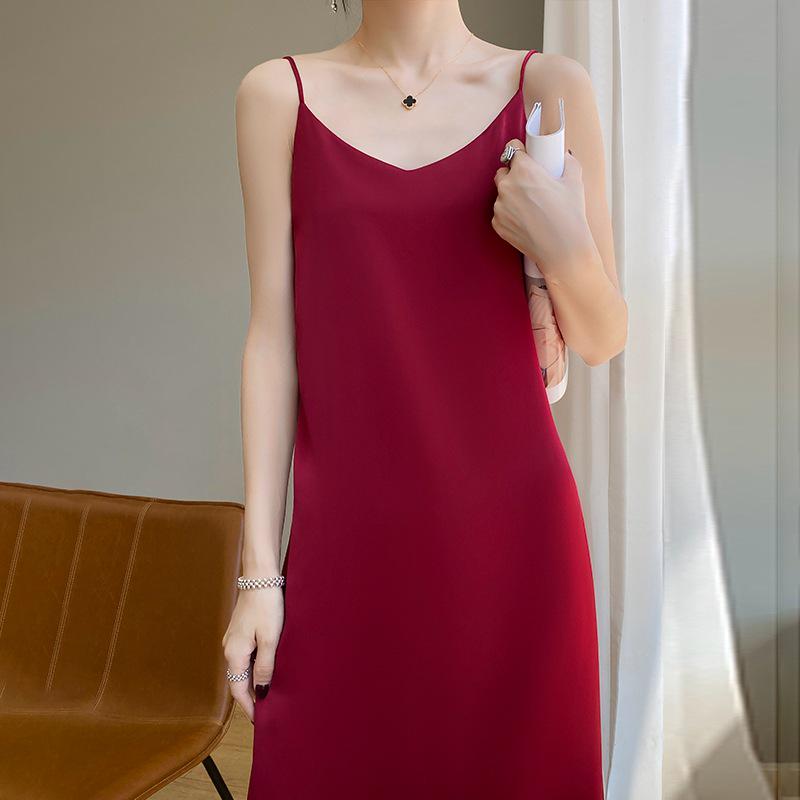 Vestido Slip de Seda Mezclada con Cuello en V para Mujer Talla Grande - Colección Primavera 2024