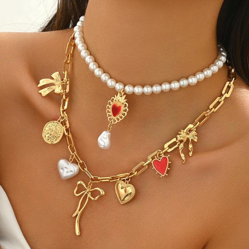 Vintage Layered Pearl Necklace For Women Gold Plated Multi Layer Chain Choker With Heart Lock Pendant For Party Daily Jewelry