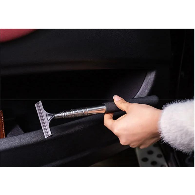 Car Retractable Multifunctional Wiper, Window And Rearview Mirror Cleaning Brush, Water And Dust Removal, Driving Vision Guarantee Artifact