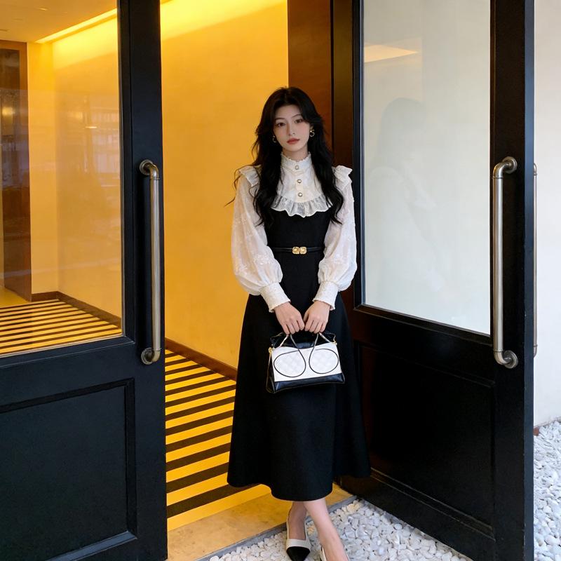 Women's Elegant French Retro Black & White Patchwork Lace Long Sleeve Autumn Dress with Waist-Cinched Slimming Design
