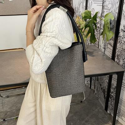 Stylish and Simple Woven Portable Bucket Bag Women's Autumn and Winter New High-end Seaside Vacation Shoulder Bag
