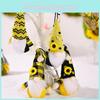 Charmante Bienen-inspirierte No-face-Puppe mit gestreiftem Hut für saisonale Dekorationen