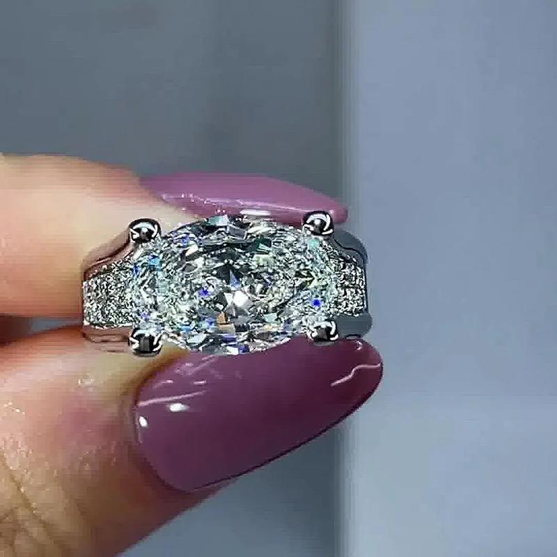Gorgeous Bright Oval Shaped Zirconia Ring Female Luxury Proposal Wedding Band Accessories New Fashion Jewelry for Party