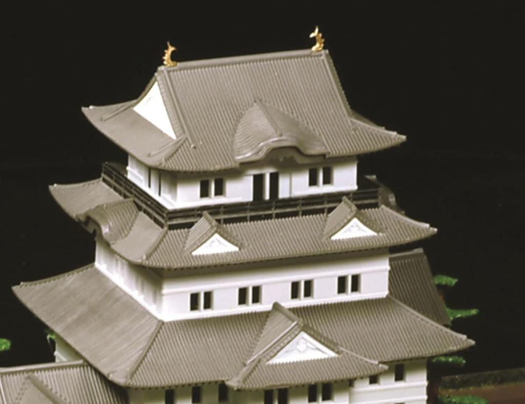 Doyusha 1/350 Scale Odawara Castle Plastic Model Kit, Standard Japanese Castles, S-28
