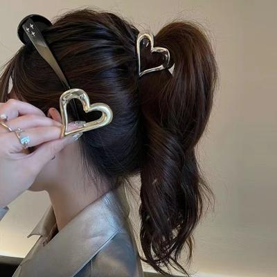 Hollow Love Heart Metal Hair Claw Y2k Geometric Shark Clip Cute Ponytail Claw Clip Ladies