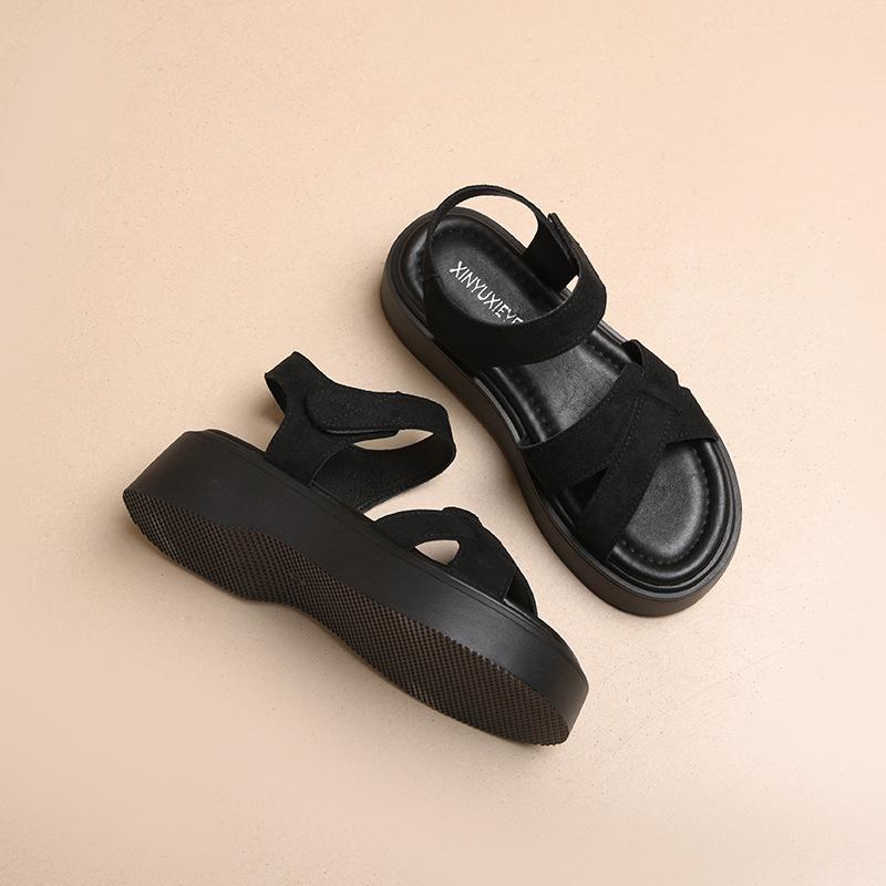 Platform sandals women's new open-toed non-slip breathable versatile beach shoes Velcro Roman sandals in summer 2025
