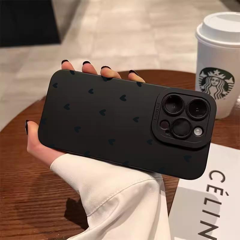 Black Love Heart Phone Case For iPhone 17 16E 16 15 14 11 Pro Max Air 12 13 XS XR X 8 7 Plus SE2 Shockproof Soft Silicone Cover
