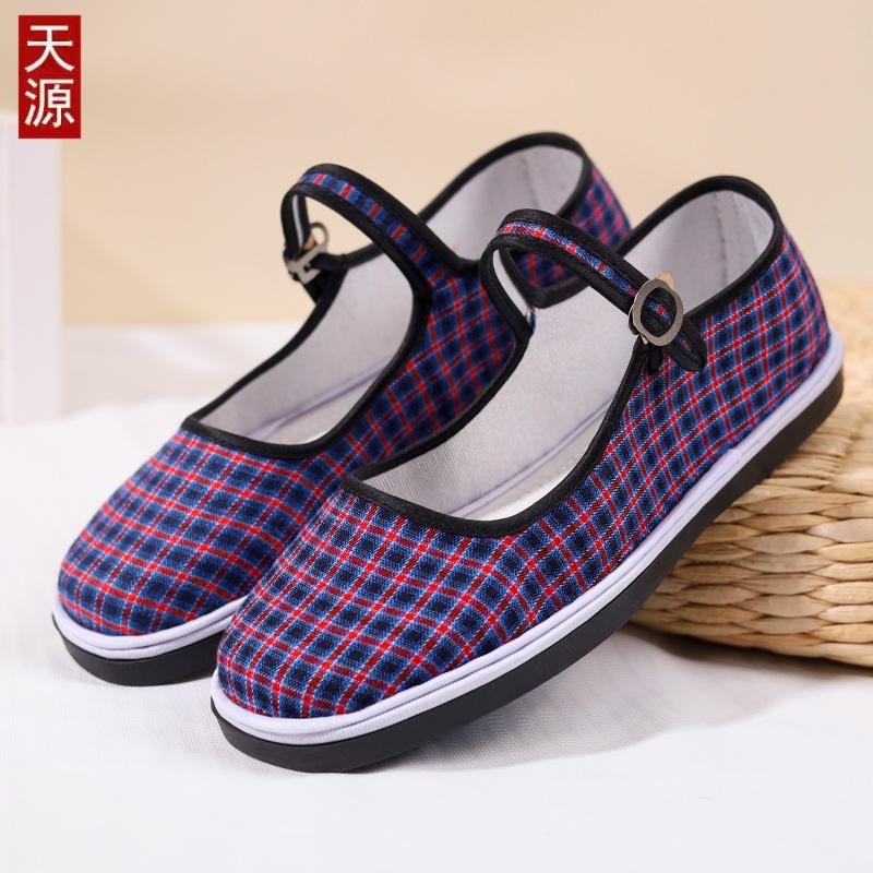 Alte Pekinger Stoffschuhe Damen verdickte genähte Schuhe niedrig geschnitten Lasagne-Sohlen Baumwollstoff flachmündig flacher Boden Gummisohle Mutter Stoffschuhe