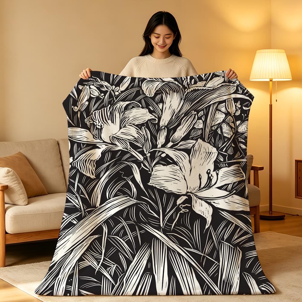 Art B-Black a-and W-White Floral Throw High-Density Short Plush Blanket Soft Skin-Friendly for Sofa Nap Air-Conditioned Room