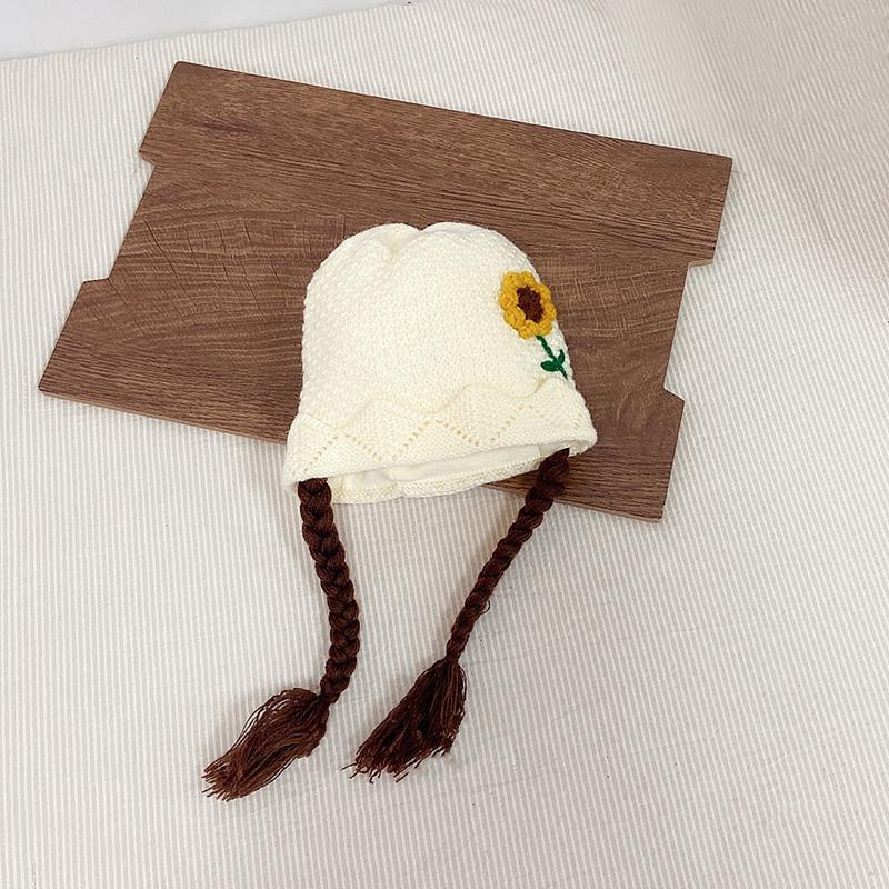 

Детская вязаная шапка Шапка с защитой ушей Милая шапка с косичкой-париком Шерстяная шапка Теплая и ветрозащитная шапка для младенцев белый