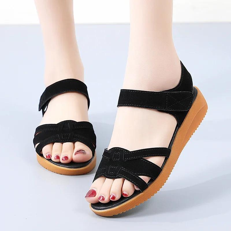 

Летние новые дизайнерские сандалии на платформе, женская мода, повседневная римская обувь, женские однотонные сандалии со стразами, Mujer, бесплатная доставка 35