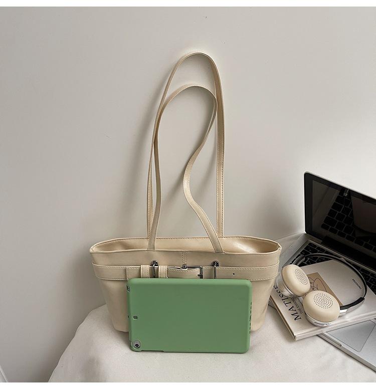 2025 Women's Crossbody Bag: New Fashion PU Leather, Versatile, Simple, Hot-Selling for Everyday Commute