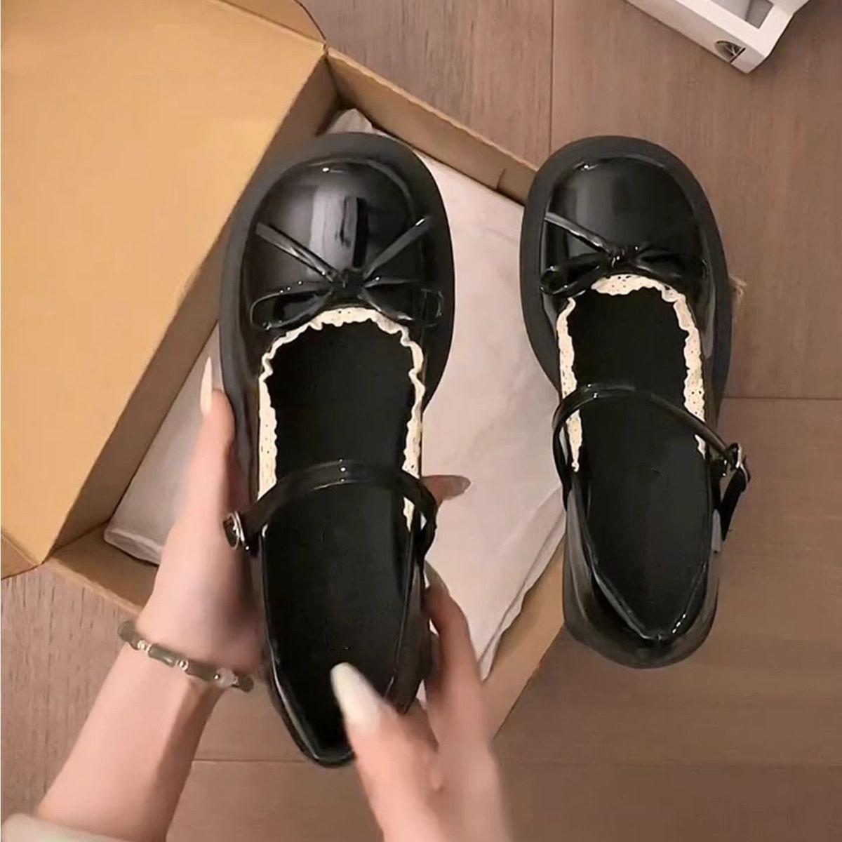 

French bow lace thick heel Mary Jane shoes women s 2025 autumn new versatile light mouth British style small leather shoes 40