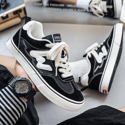 Neue Nischen-Low-Top-Canvas-Schuhe Studenten-Sport- und Freizeitschuhe vielseitige Board-Schuhe B2237