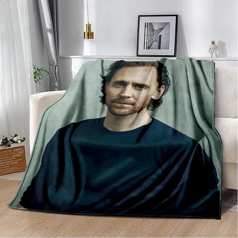 Tom Hiddleston Collage Plaid Actor Soft Plush Blanket,Flannel Blanket Throw Blanket for Living Room Bedroom Bed Sofa Picnic Kids