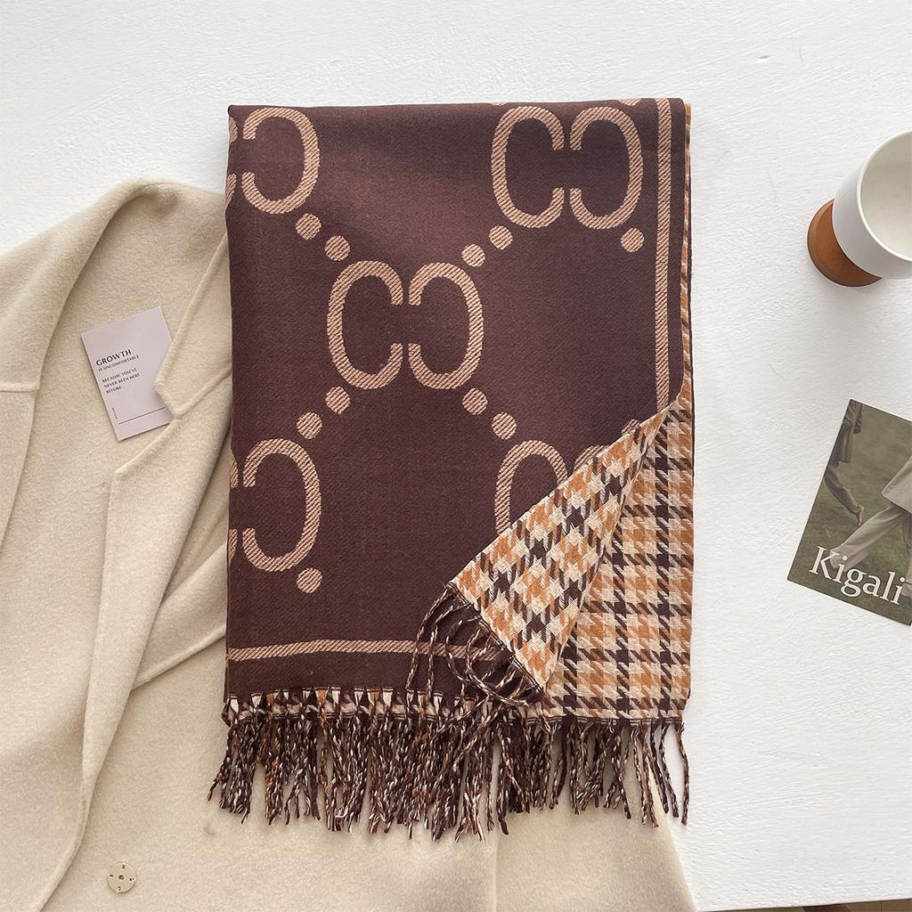 Autumn and Winter New Versatile Double C Letter Imitation Cashmere Jacquard Scarf Women's Versatile Neck Protection Warm Scarf Batch