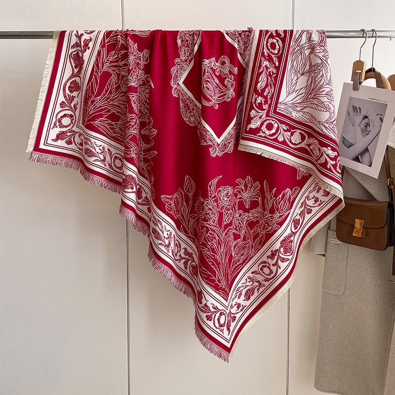 Fashionable Retro European-Style Flowery Large Square Scarf Double-Sided Women'S Imitation Cashmere Warm Scarf Simple And Versatile