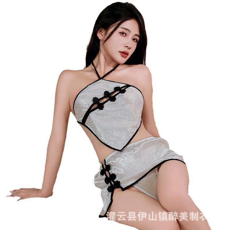 Sexy underwear, sexy belly pocket, halterneck, cheongsam, hot open back, temptation, retro plate buckle, three-point uniform set