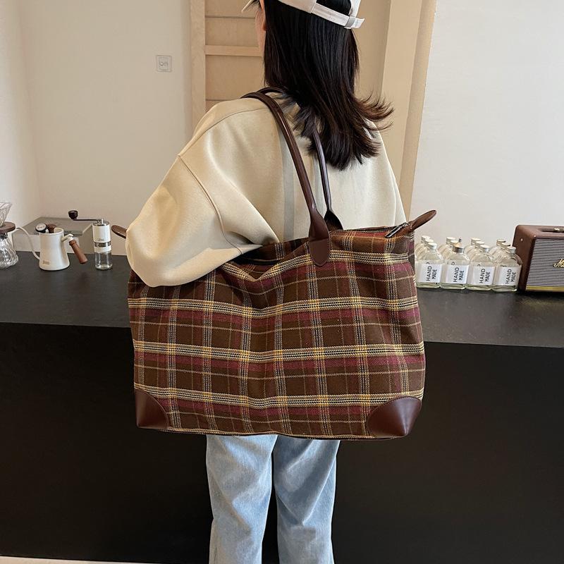 Bolsa tote xadrez outono e inverno nova bolsa de viagem de grande capacidade para sair bolsa de ombro única para o dia a dia bolsa mensageiro feminina