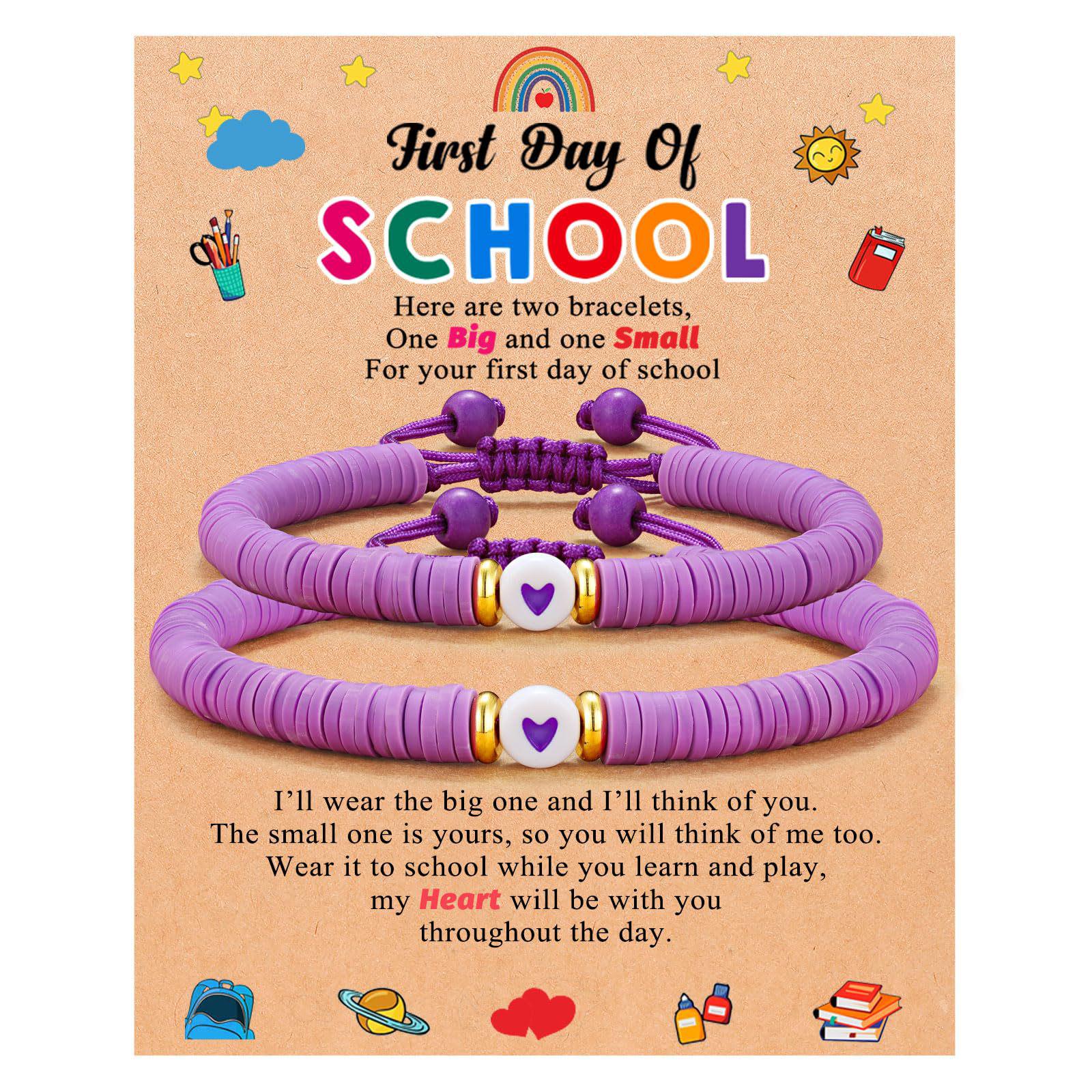 

Набор детских браслетов на первый день - Разноцветные сердечки из полимерной глины и плетеные бусины с буквами