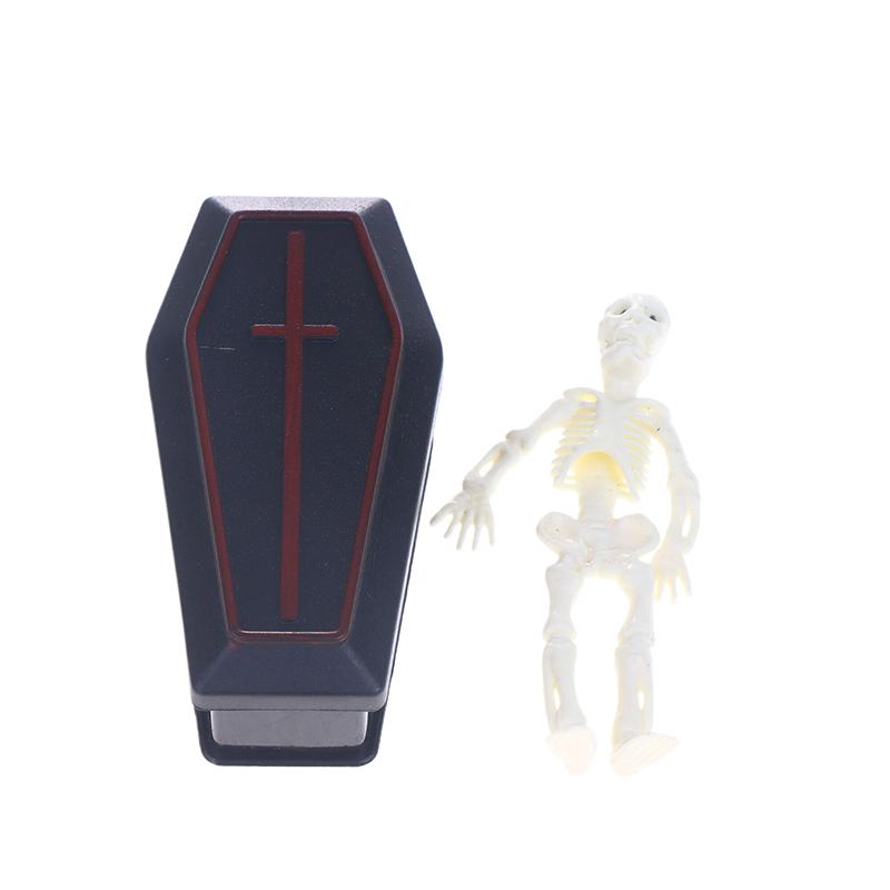 2/4Pcs Miniature Dollhouse Coffin Boxes Halloween Treat Coffin Boxes Coffin Prank Props Box Model Trickery Props Halloween Decor