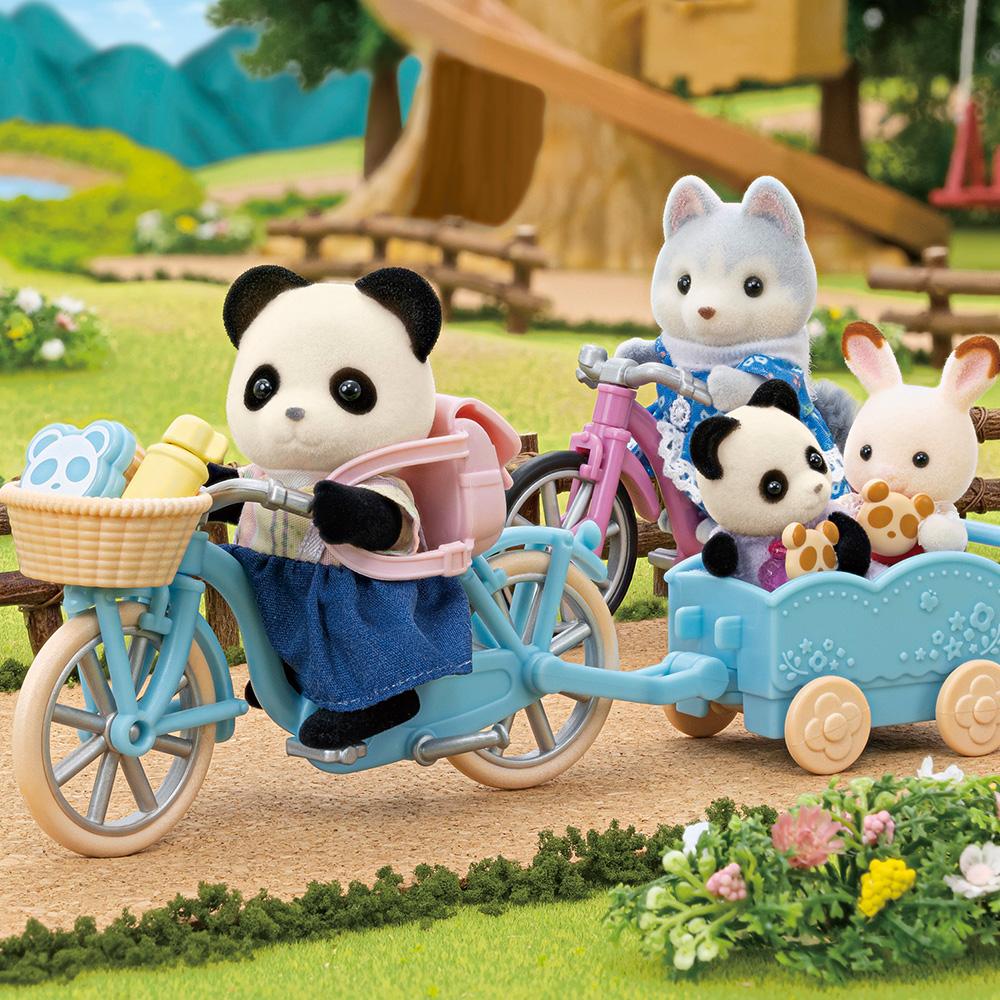 Sylvanian Families 5652 Panda Girl's Bicycle & Skate Set