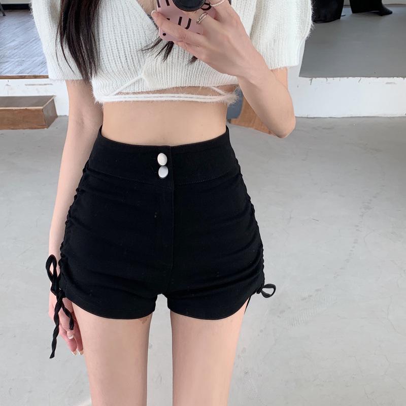 

Летние женские черные шорты с высокой талией, шнуровкой, А-силуэта, приталенные, повседневные, 2025 Medium чёрный
