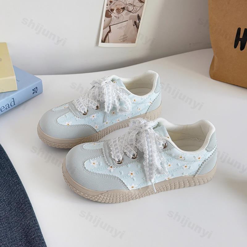 Autumn Women's Casual Sports Shoes Flower 2026 Comfortable Anti Slip Outdoor Vulcanized Shoes Lace Up Fashion Running Shoes