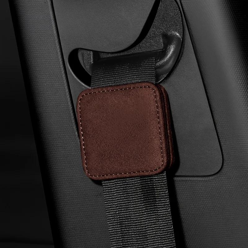 General Motors seat belt buckle with magnetic design,leather shoulder strap locator,easy to install adult car safety accessories