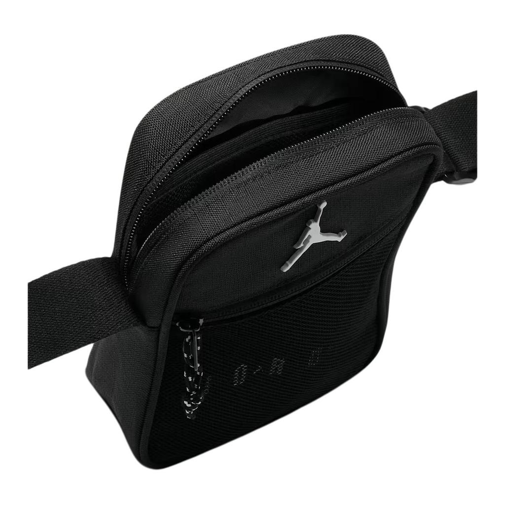 Jordan 1.4L Blacktop Festival Bag Lightweight Design With Logo Embroidery Polyester Shoulder Bag Unisex bags IU5397-010