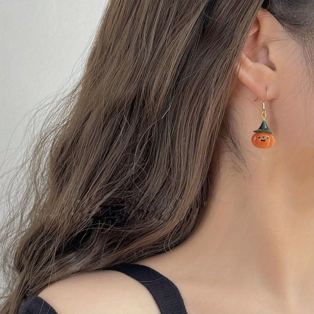 1 Pair Halloween Pumpkin Earrings, Handmade Resin Pumpkin Earrings, Halloween Earrings, Holiday Jewelry, Cute Pumpkin Earrings