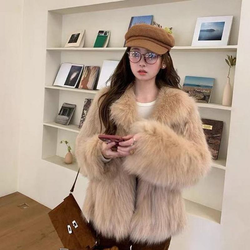 Winter new imitation fox fur toka leather coat thickened and beautiful fur coat