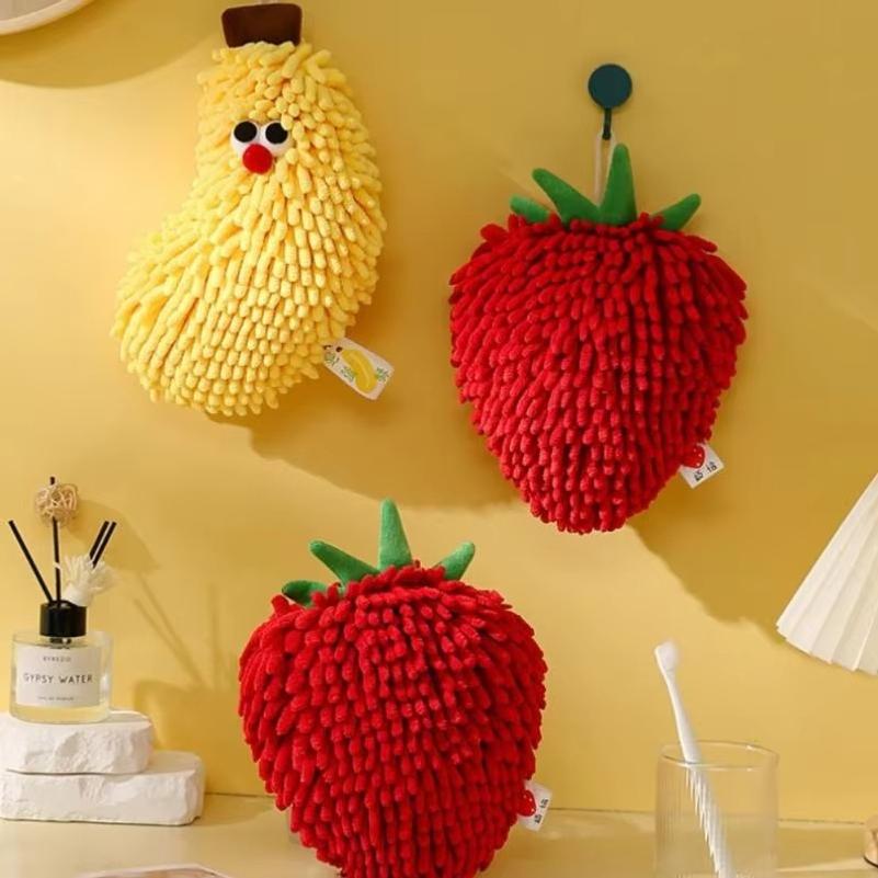 1PC Hand Towel For Kitchen And Bathroom Banana/Strawberry Shaped Hanging Washcloth Chenilles Cloths Soft Absorbent Towel