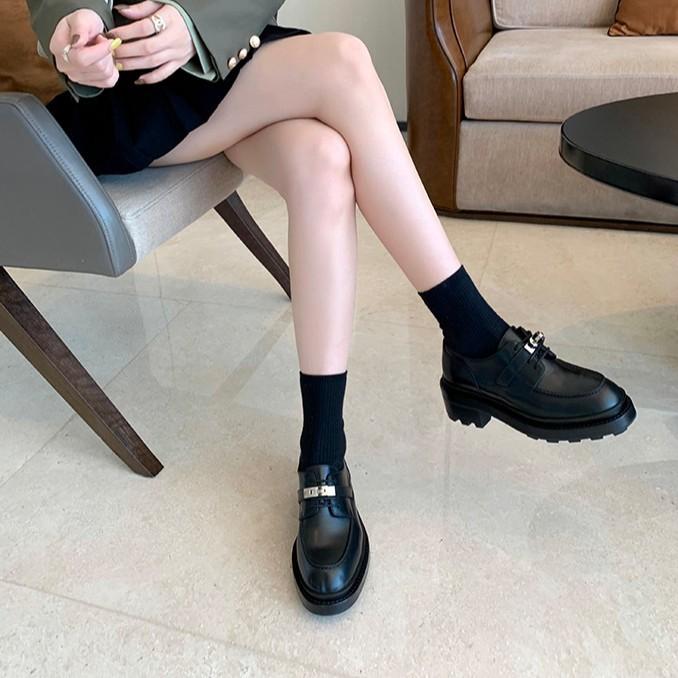 Sheepskin version~ leather lock black retro round head loafers women's thick heel British style small leather shoes Oxford single shoes