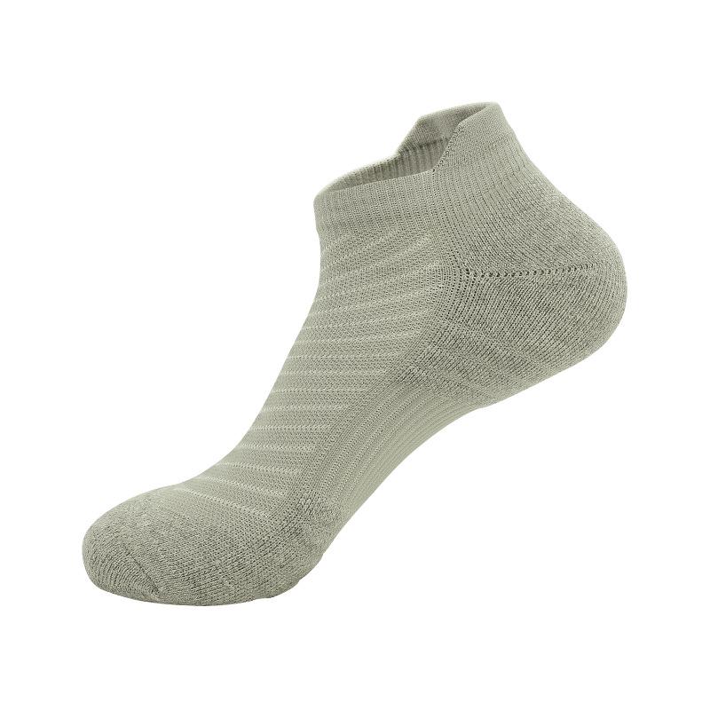 

Men s Cross-border Marathon Running & Badminton Socks - Thick, Sweat-wicking, Non-slip, Shock-absorbing Short Tube with Towel Bottom. сірий колір