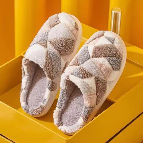 Winter Cotton Drag Women's Indoor Household Warm Fleece Non-slip Color Matching Plush Cotton Shoes Comfortable Home Cotton Slippers