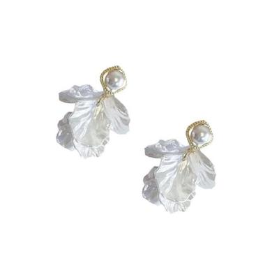 Statement-Ohrringe in Blumenform Moderne Ohrringe Damen Ohrstecker Ohrringe Gemischte Materialien Geeignet für verschiedene Anlässe