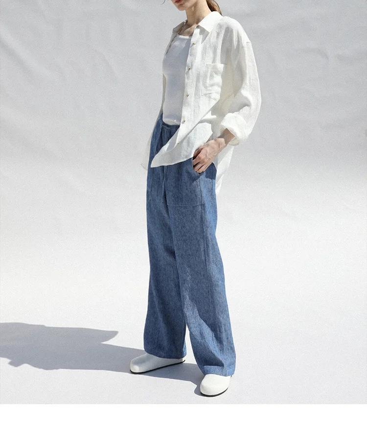 Lockeres Leinenhemd im französischen Stil für Damen: Schlichte und elegante Reversjacke.