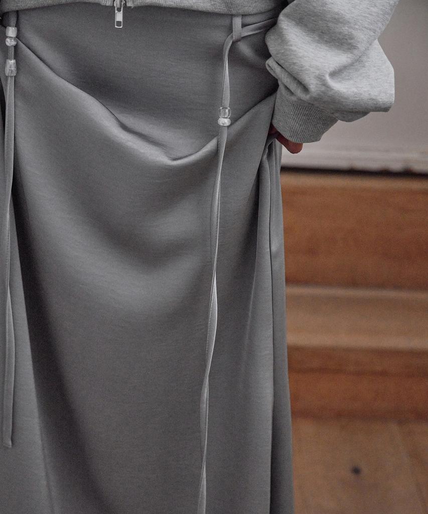 Leondeondada Glossy Satin Long Skirt, Gray