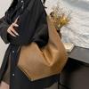 Hot Sale Casual Simple Style Fashion Personality Soft Pitot Bag Women's Versatile Large Capacity Commuter Shoulder Bag