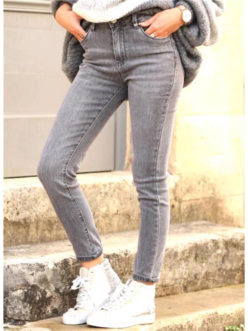 

Women s Slim-Fit Versatile Grey Stretch Cropped Jeans 3XL сірий