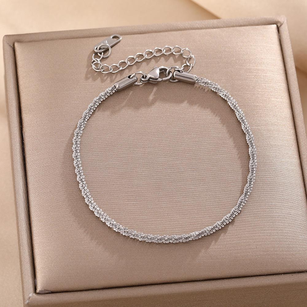 Luxe Titanium Staal Vierbladig Klaver Armband in Koreaanse Stijl met Ingelegde Diamanten voor Vrouwen - Kleurvast