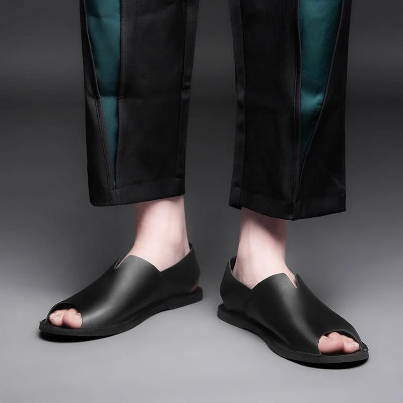 Fashion 2025British Style Roman Sandals Summer Mens Casual Leather Outdoor Anti-skid Driving Shoes Breathable Trendy Soft Soled Sandals