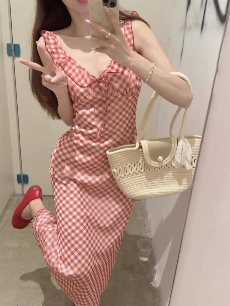 [Original practice + inner lining] Sweet French red plaid suspender dress for children's vacation wind fish tail long