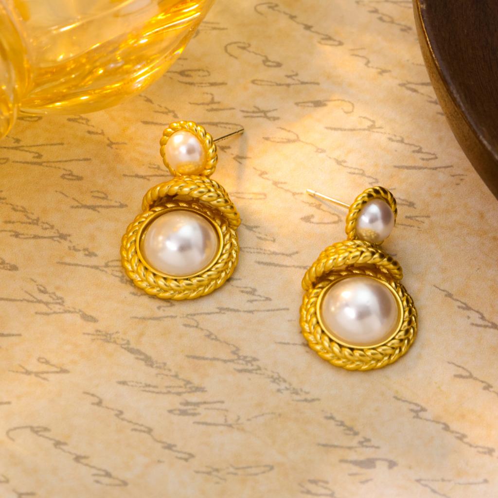 Retro Chinese Style Earrings Women Small Versatile Exquisite Temperament High-end Feeling Pearl New 's