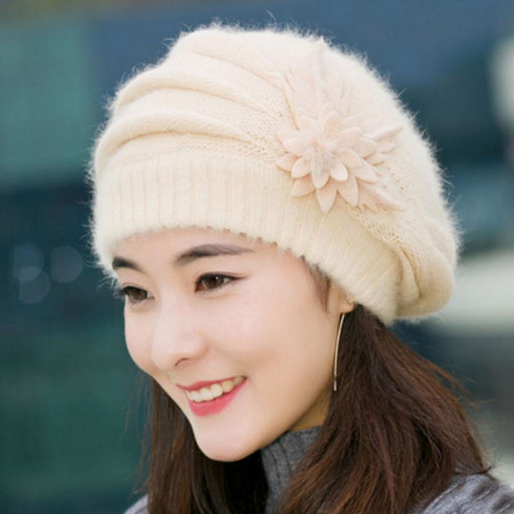 Fashionable Beret Hat With Plush Rabbit Furs Flower Decors Pullover Brimless Hat for Women Office Winter Head Accessory