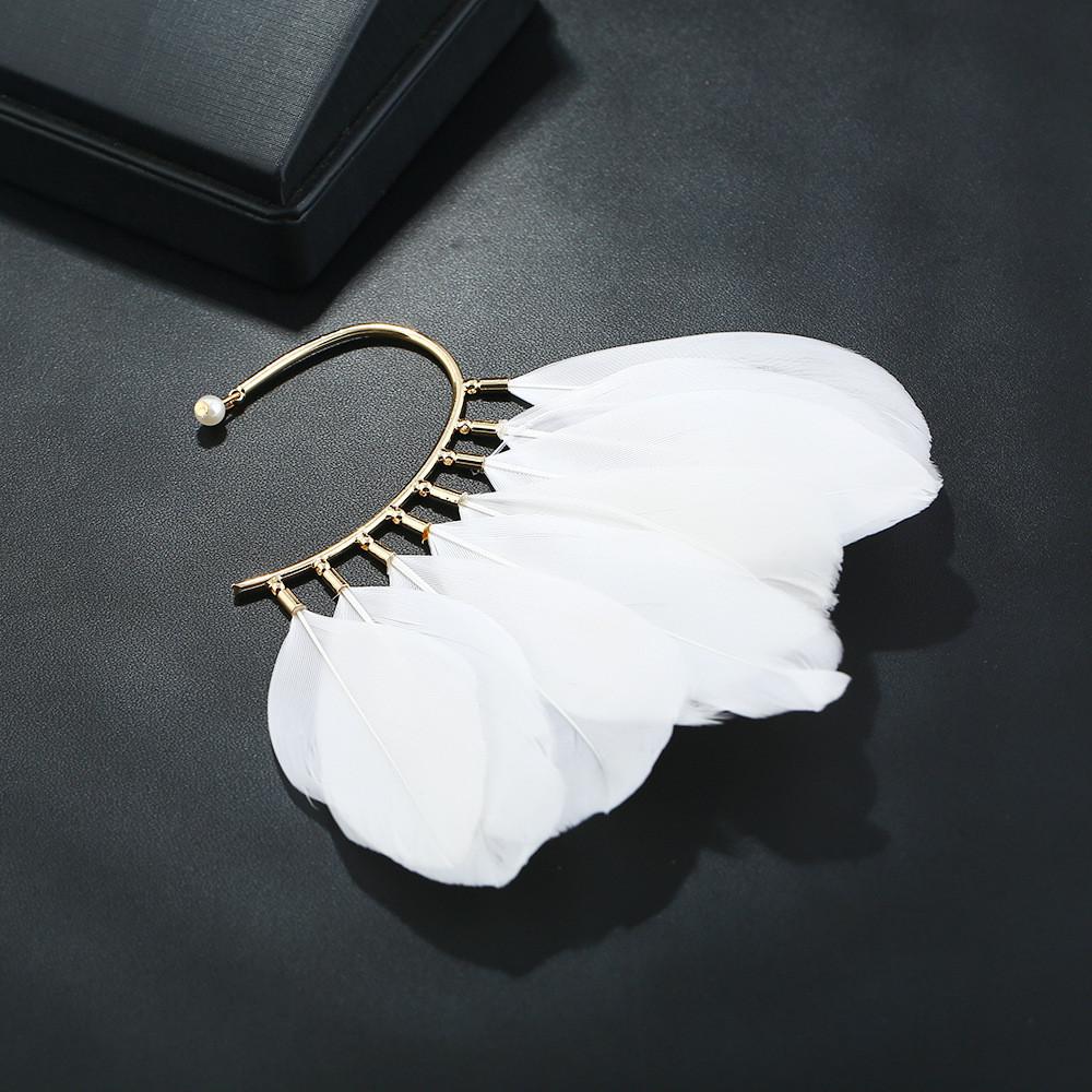 

Feather Earrings For Women With Alloy Material For Casual And Party Wear белый