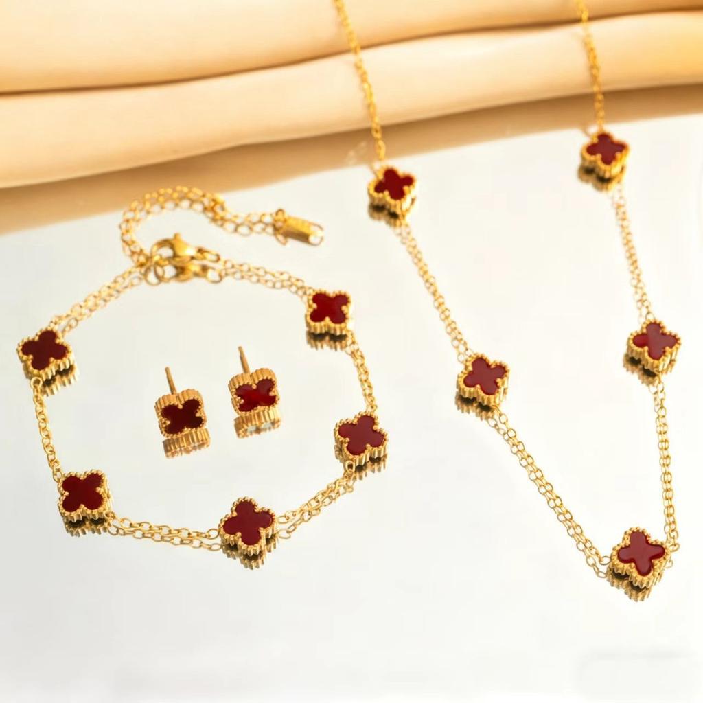 Titanium Steel 9mm Double-sided Four-leaf Clover Necklace Set for Women Fashionable Elegant and Luxurious