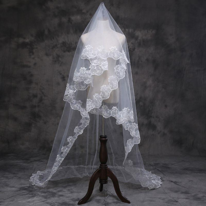 Womens Short Fingertip Length 1 Tier Lace Edge Wedding Bridal Veil Bride Tulle Hair Accessories Without Metal Comb