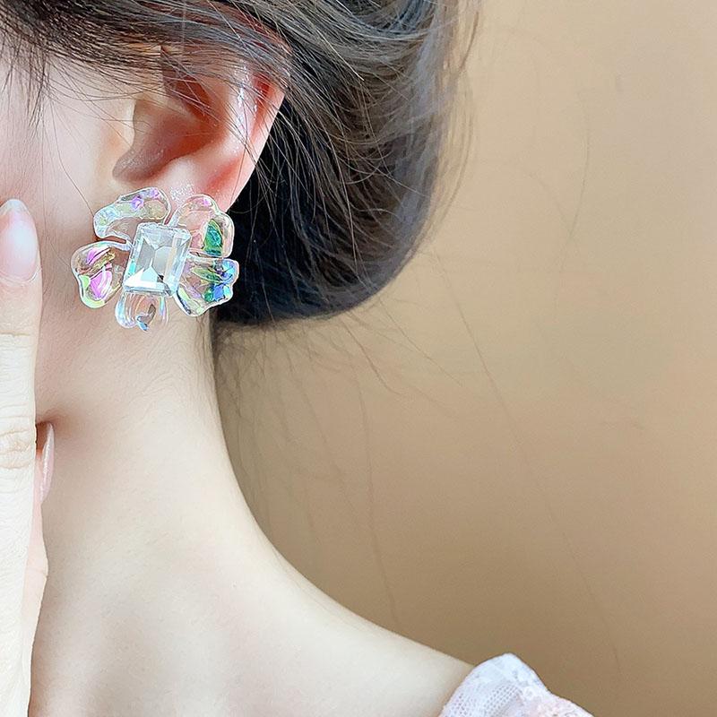 Fashion Colorful Flower Earrings For Women Elegant Imitation Pearl Stud Earrings Unique Design Brincos Wedding Jewelry Gifts